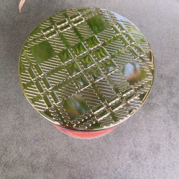 Bath & Body Works Pumpkin Cinnamon bun candle - Picture 4 of 10